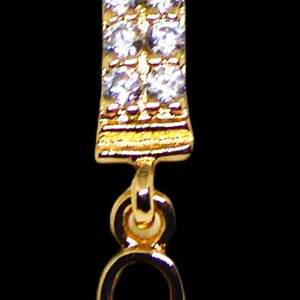 Bracelet réglable en plaqué or et zirconiums