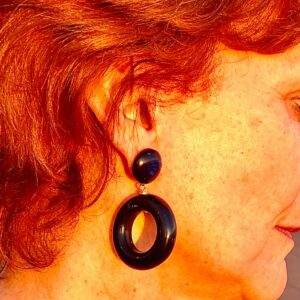 Boucles d’oreilles modèle « Vanille » bleu marine
