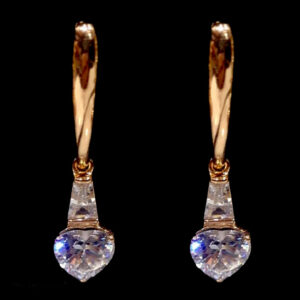Boucles d’oreilles pendantes « Coeur cristal »